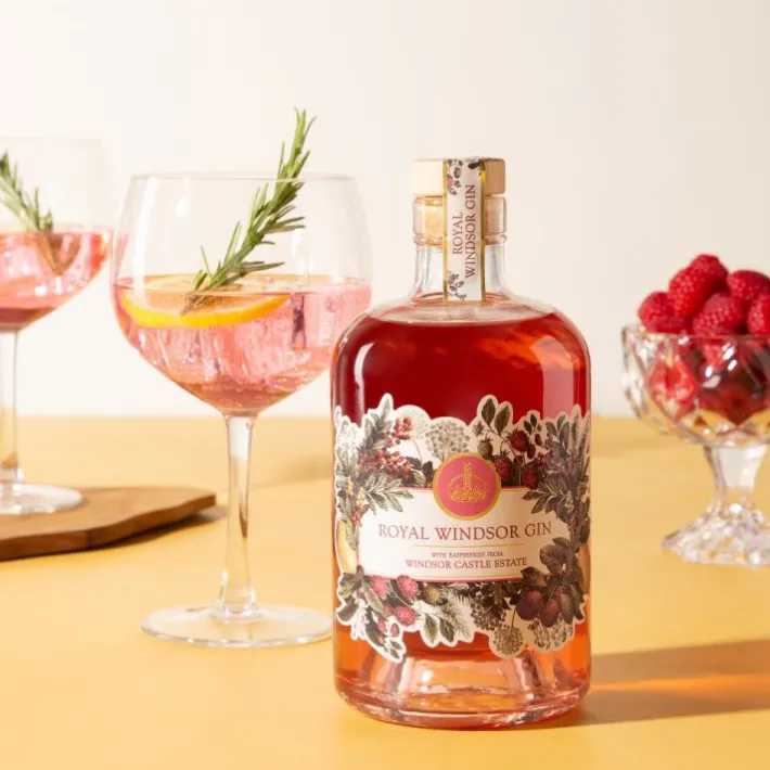 Royal Collection Shop Royal Windsor Pink Gin* Wine & Spirits